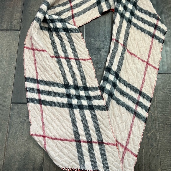 Burberry scarf. Cashmere , wool, reversible - Picture 2 of 4